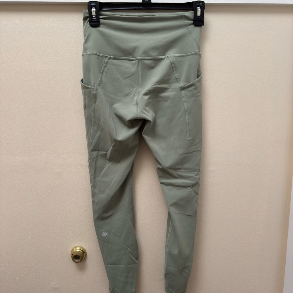 Lululemon Women's High-Waisted wunder train with pockets 25 inch brand nwot - Picture 6 of 7
